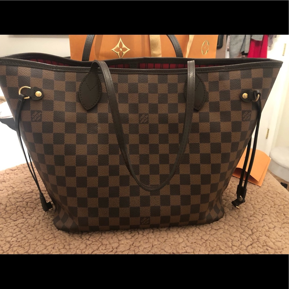 Louis Vuitton Neverfull MM